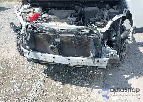 2018 Toyota Rav4 Le z USA, uszkodzony, nr VIN 2T3BFREV0JW787349